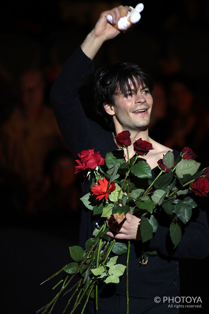Stéphane Lambiel mit "Ne me quitte pas"