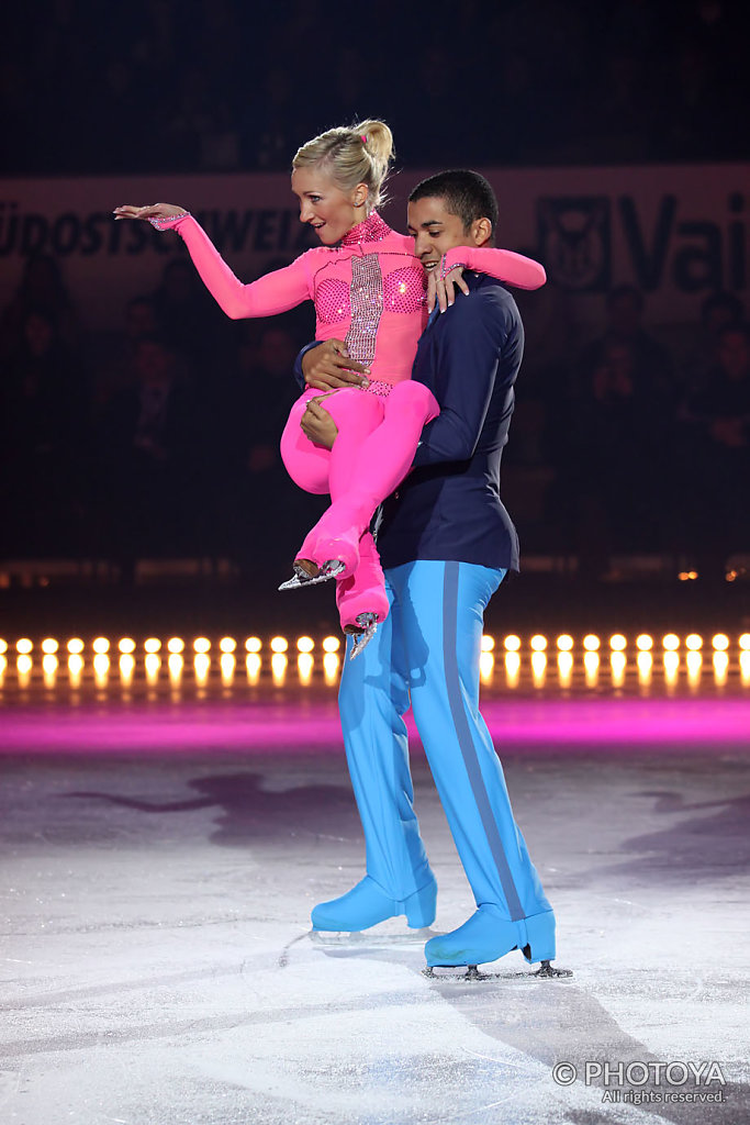 Aljona Savchenko & Robin Szolkowy "Pink Panther"