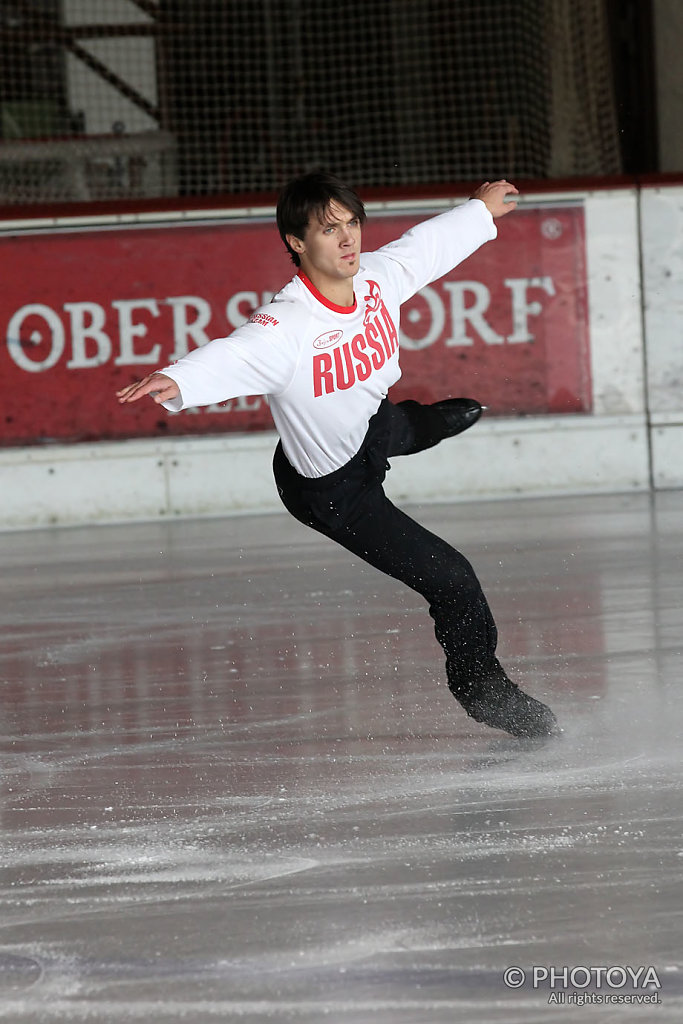 Training Tatiana Volosozhar & Maxim Trankov