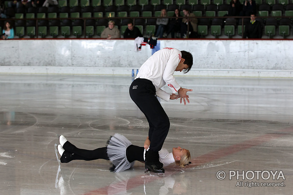 Training Tatiana Volosozhar & Maxim Trankov