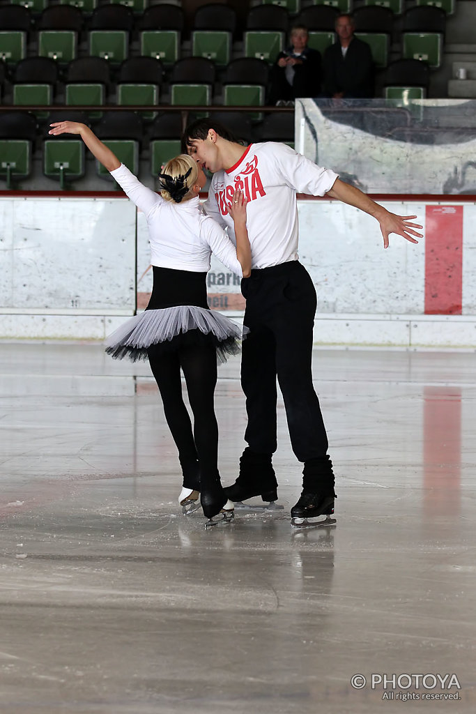 Training Tatiana Volosozhar & Maxim Trankov