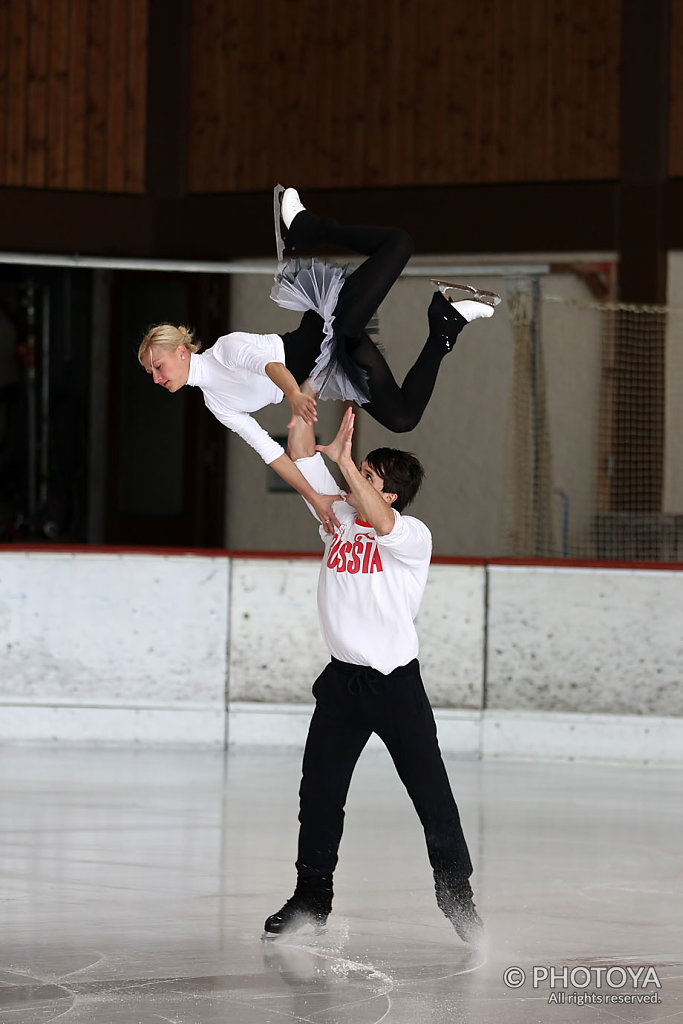 Training Tatiana Volosozhar & Maxim Trankov