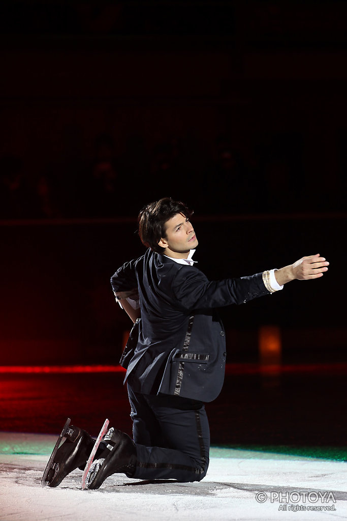 Stéphane Lambiel "Don't Stop The Music"