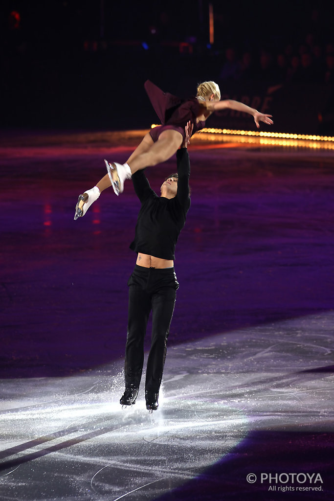 Tatiana Volosozhar & Maxim Trankov