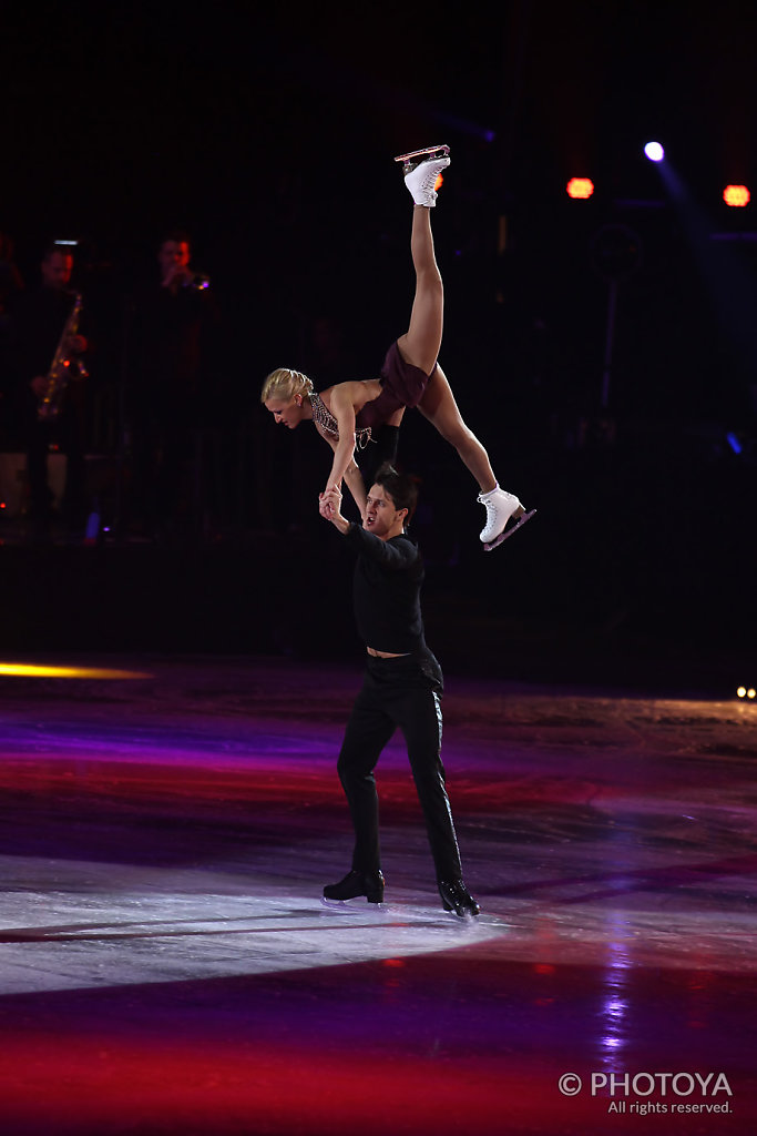 Tatiana Volosozhar & Maxim Trankov