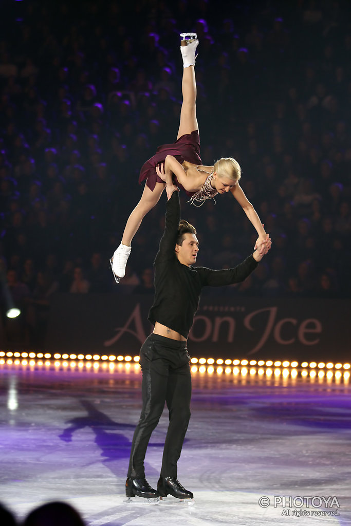 Tatiana Volosozhar & Maxim Trankov