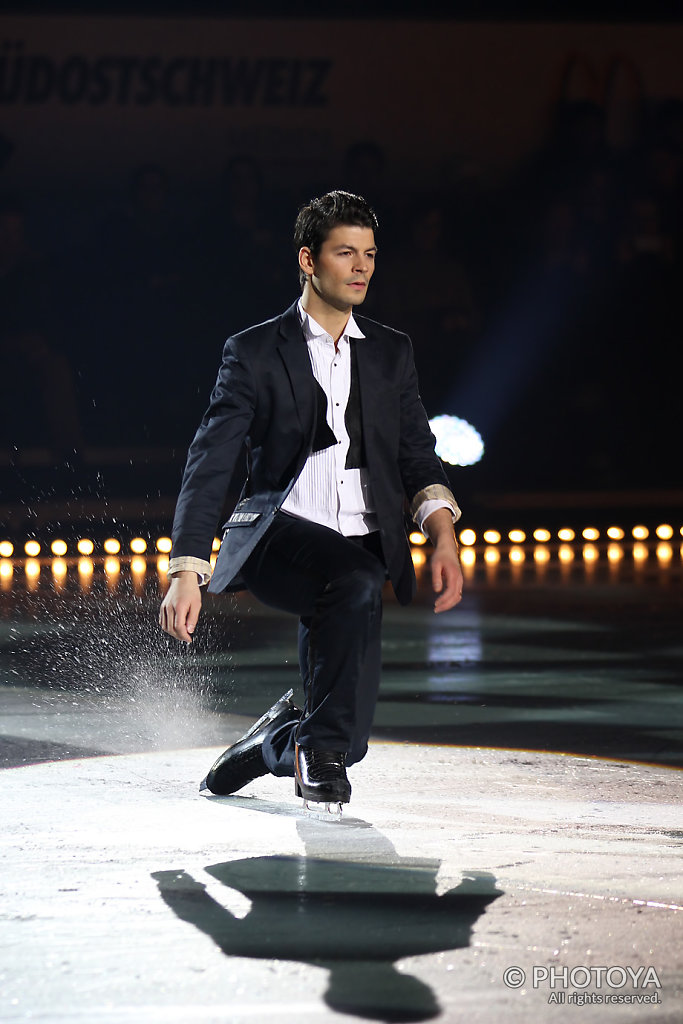 Stéphane Lambiel "Please Don't Stop The Music"