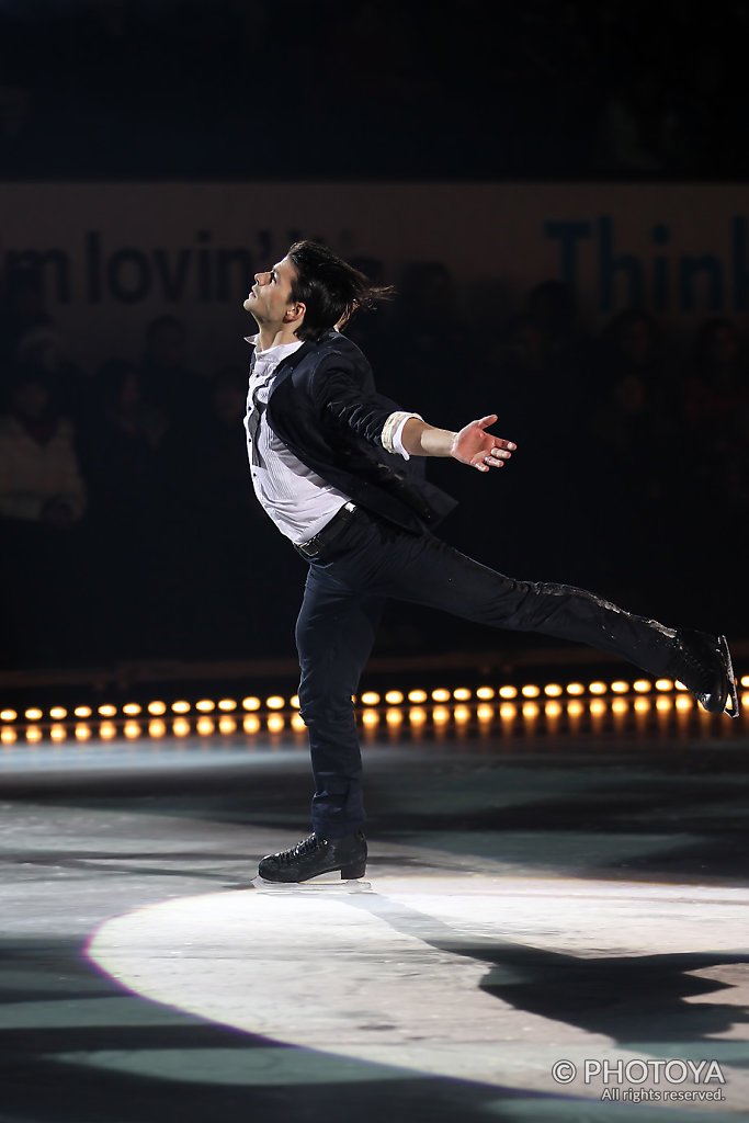 Stéphane Lambiel "Please Don't Stop The Music"