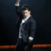 Stéphane Lambiel "Please Don't Stop The Music"