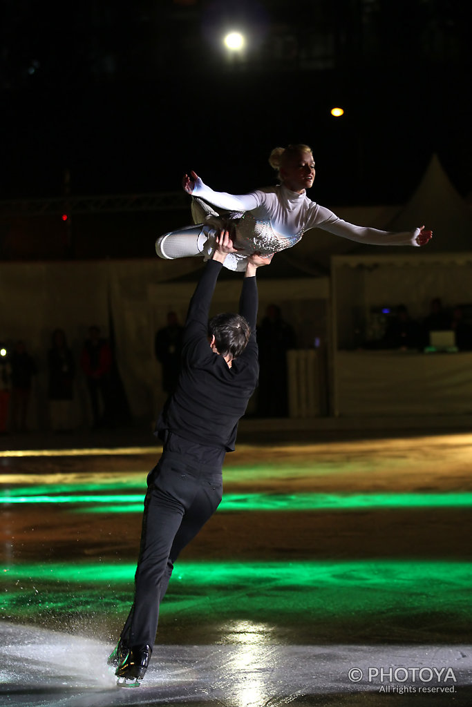 Tatiana Volosozhar & Maxim Trankov