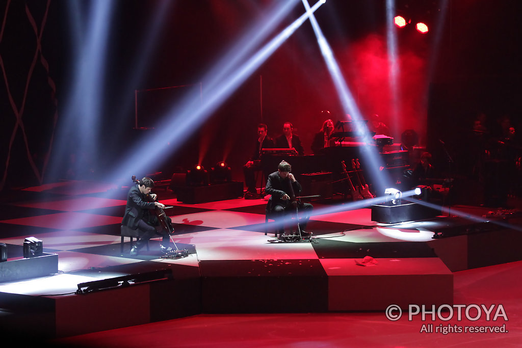 2Cellos