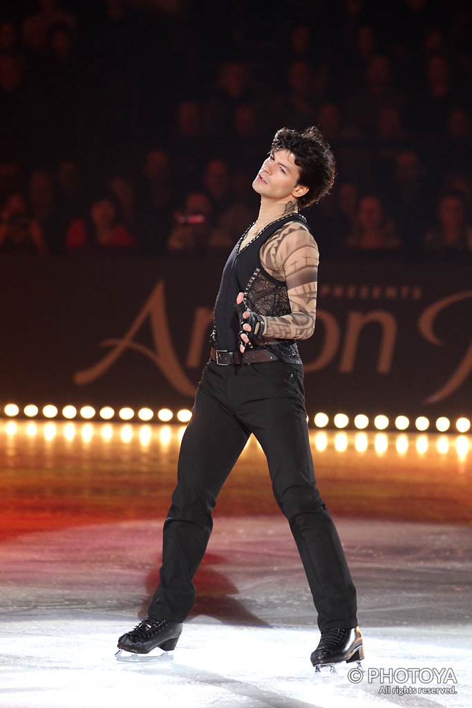 Stéphane Lambiel "Paint It Black"