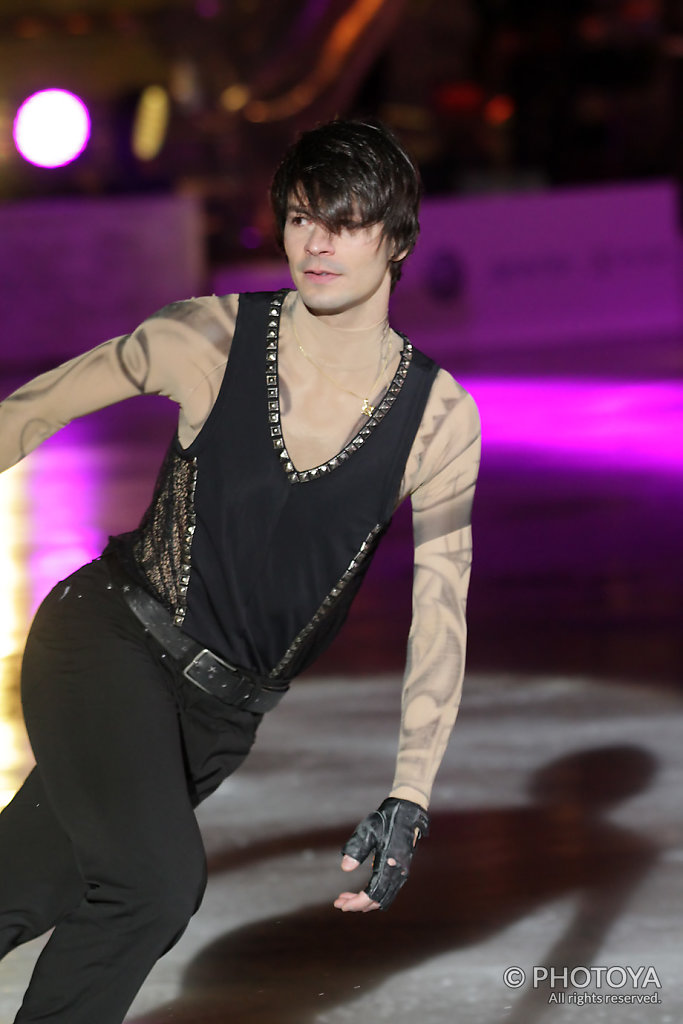 Stéphane Lambiel "Paint It Black"