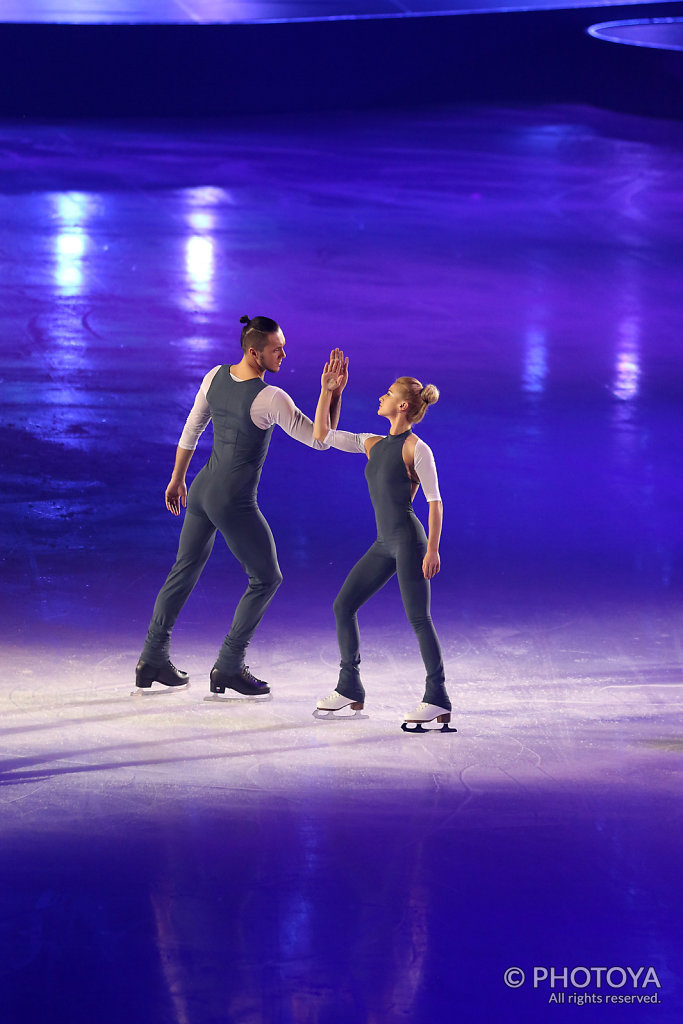 Tatiana Volosozhar & Maxim Trankov