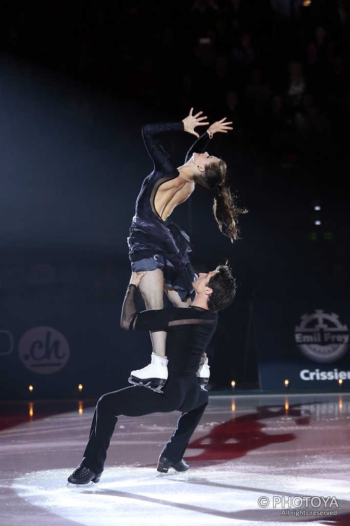 Tessa Virtue & Scott Moir